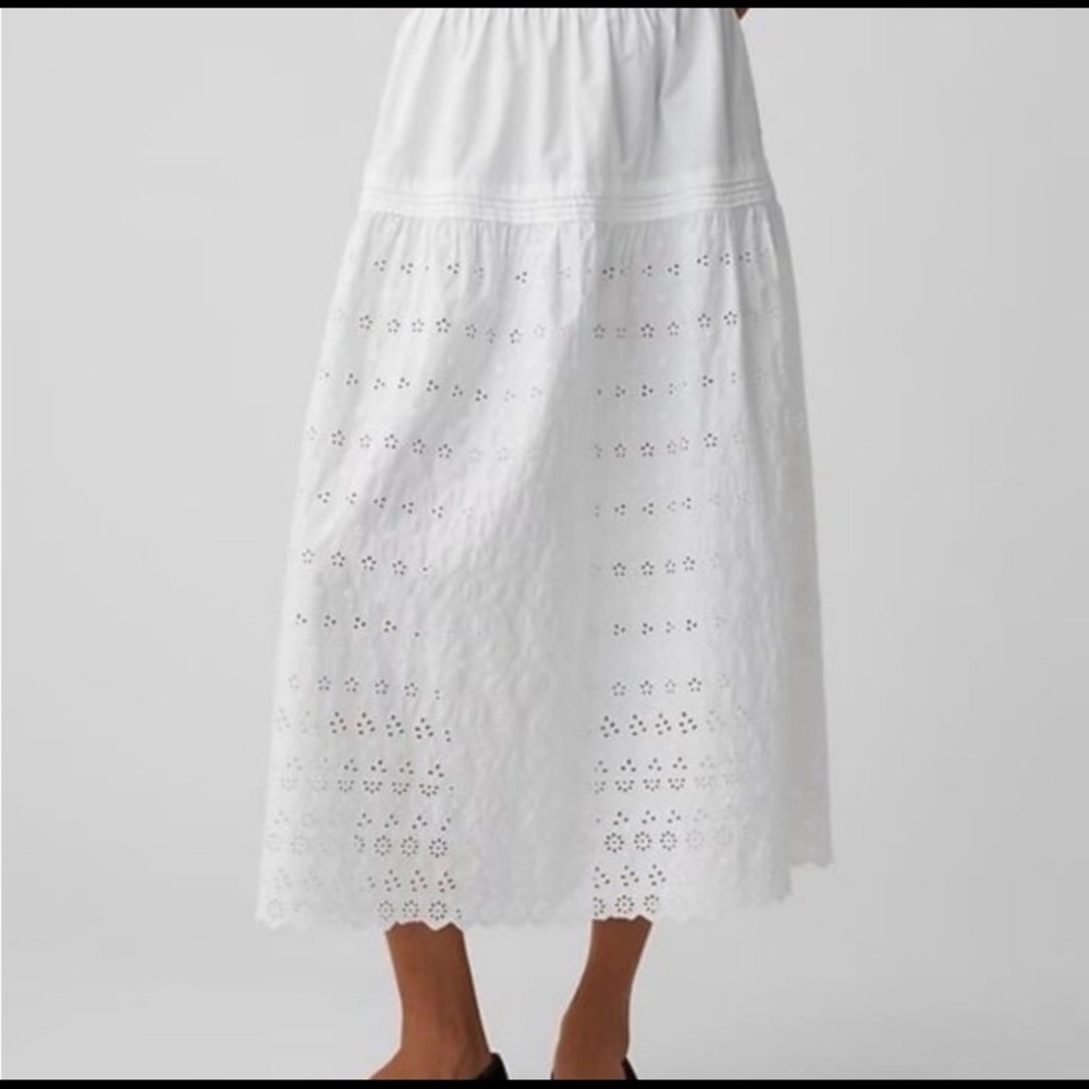 Dôen X GAP White Eyelet Midi Skirt with Scalloped Hem